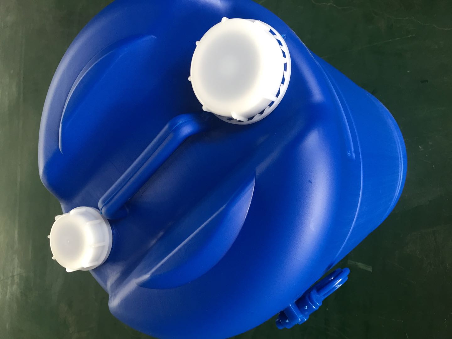 60升雙口塑料桶，60升塑料桶