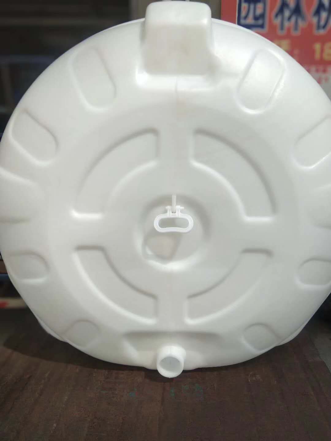 1噸塑料桶，1噸塑料水塔